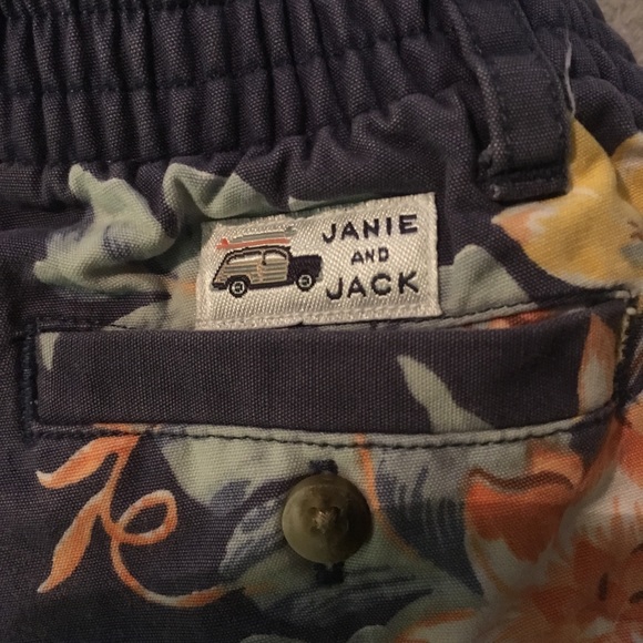 Janie and Jack size 12-18m boys shorts - Picture 3 of 3